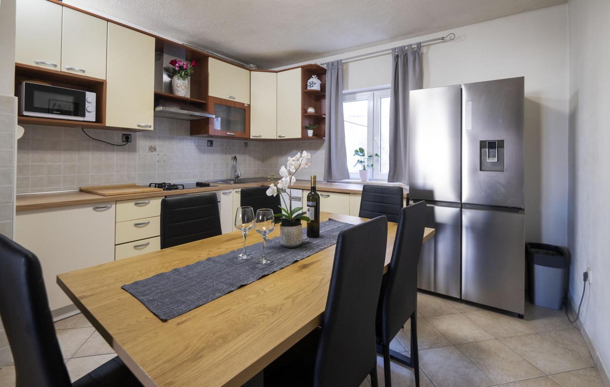 Apartment Zvijezda